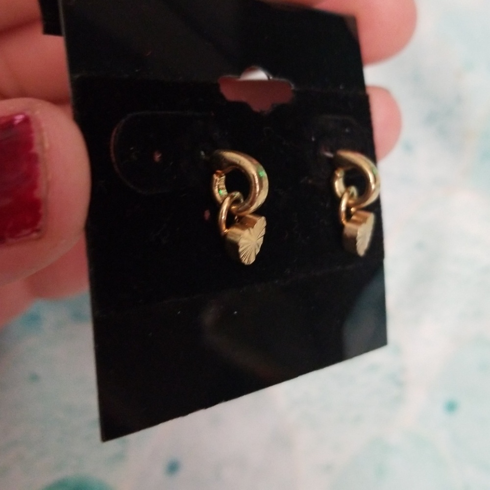 Dangle Heart Earrings - Picture 2 of 3
